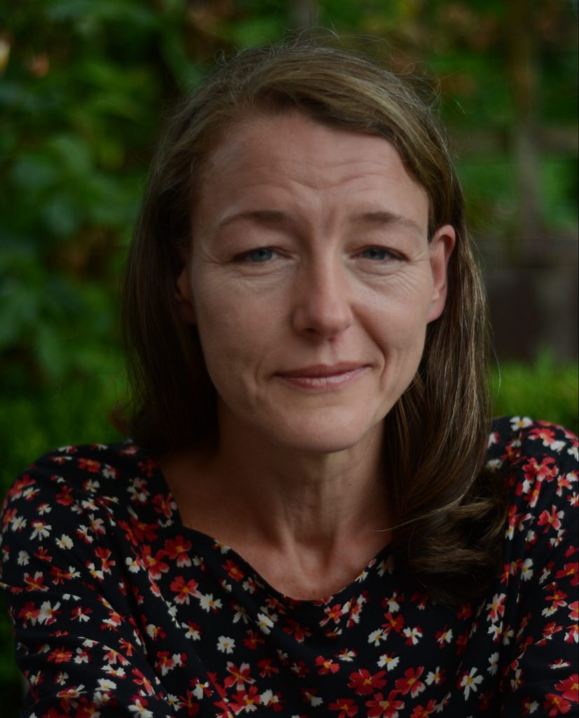 headshot of Kim Davies organisational consultant